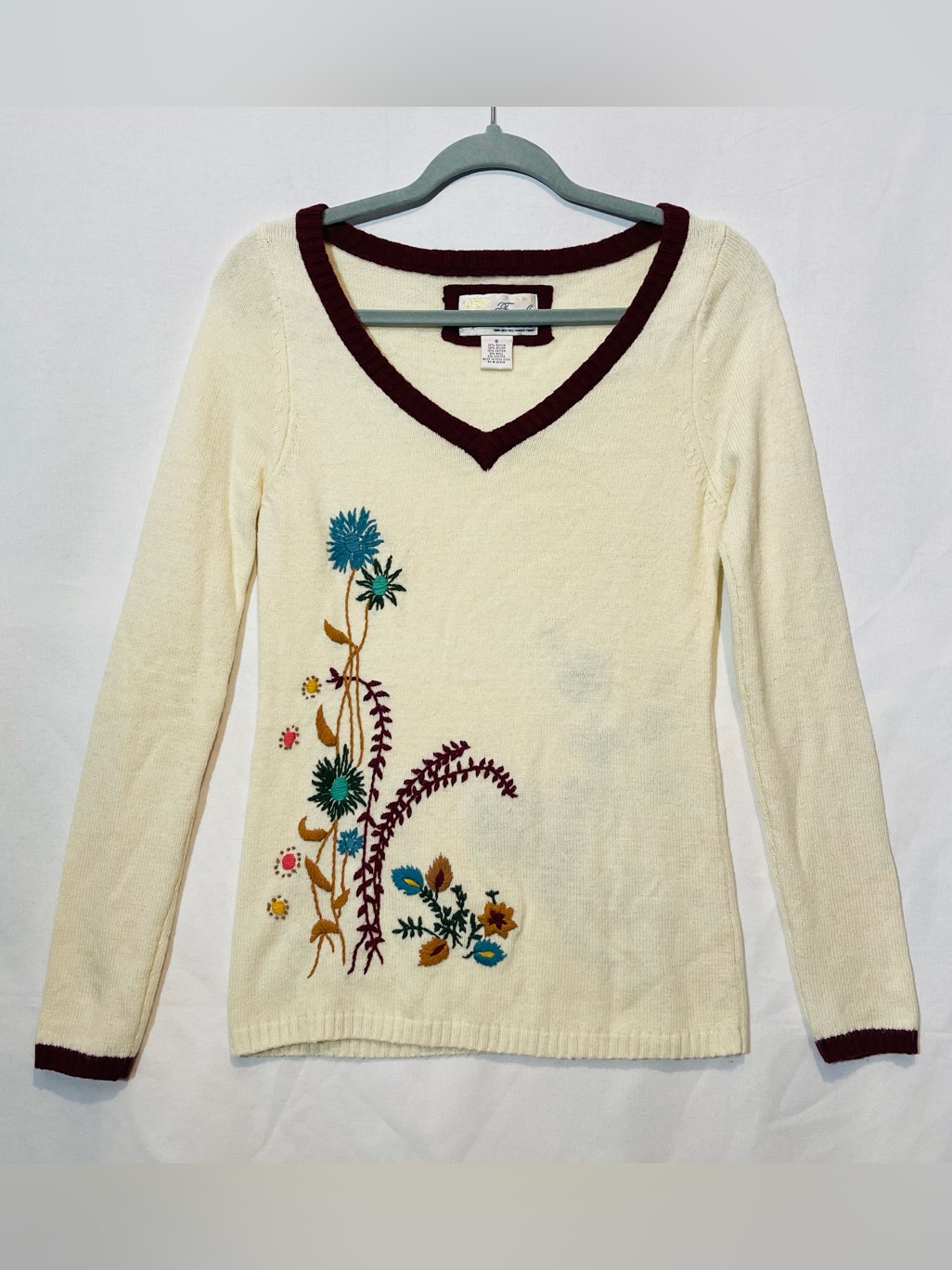 Vintage Fossil Embroidered Floral VNeck Sweater Angora Wool Blend Cream Size S